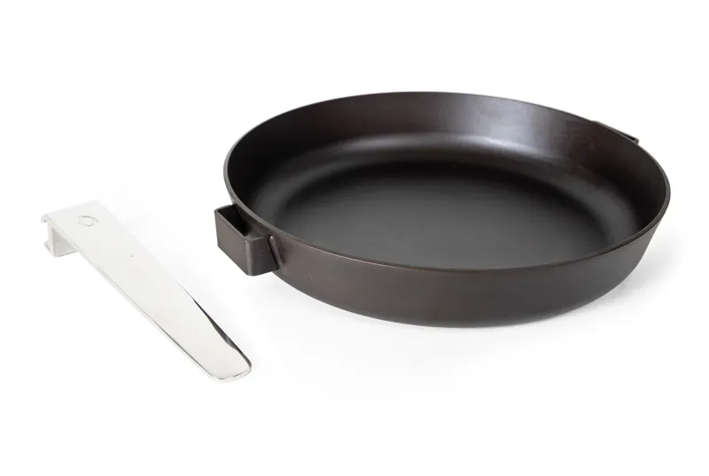 Madog Open Fire Skillet Fry Pan - Spun Carbon Steel - Ex display - Surface Rust - just sand and season.